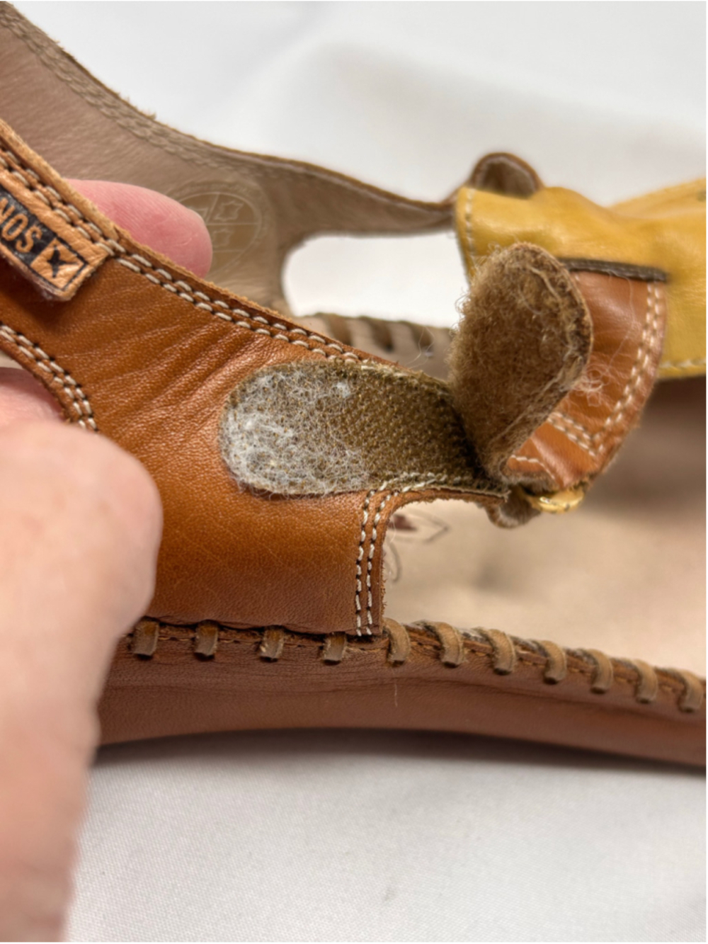 Pikolinos Leather T-Strap Sandals Yellow Tan Floral Size 41 EU - Picture 9 of 9